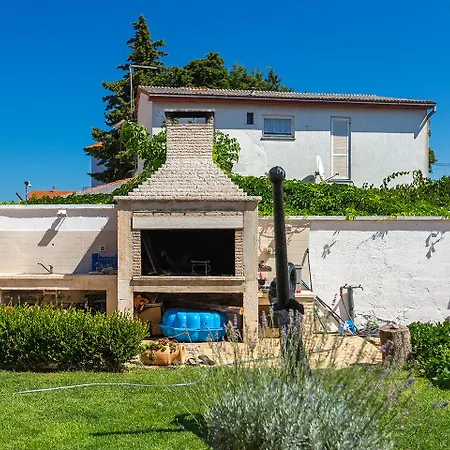 アパート Boris 771